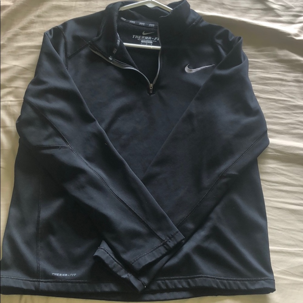 MENS LARGE NIKE QUARTER ZIP THERMA FIT